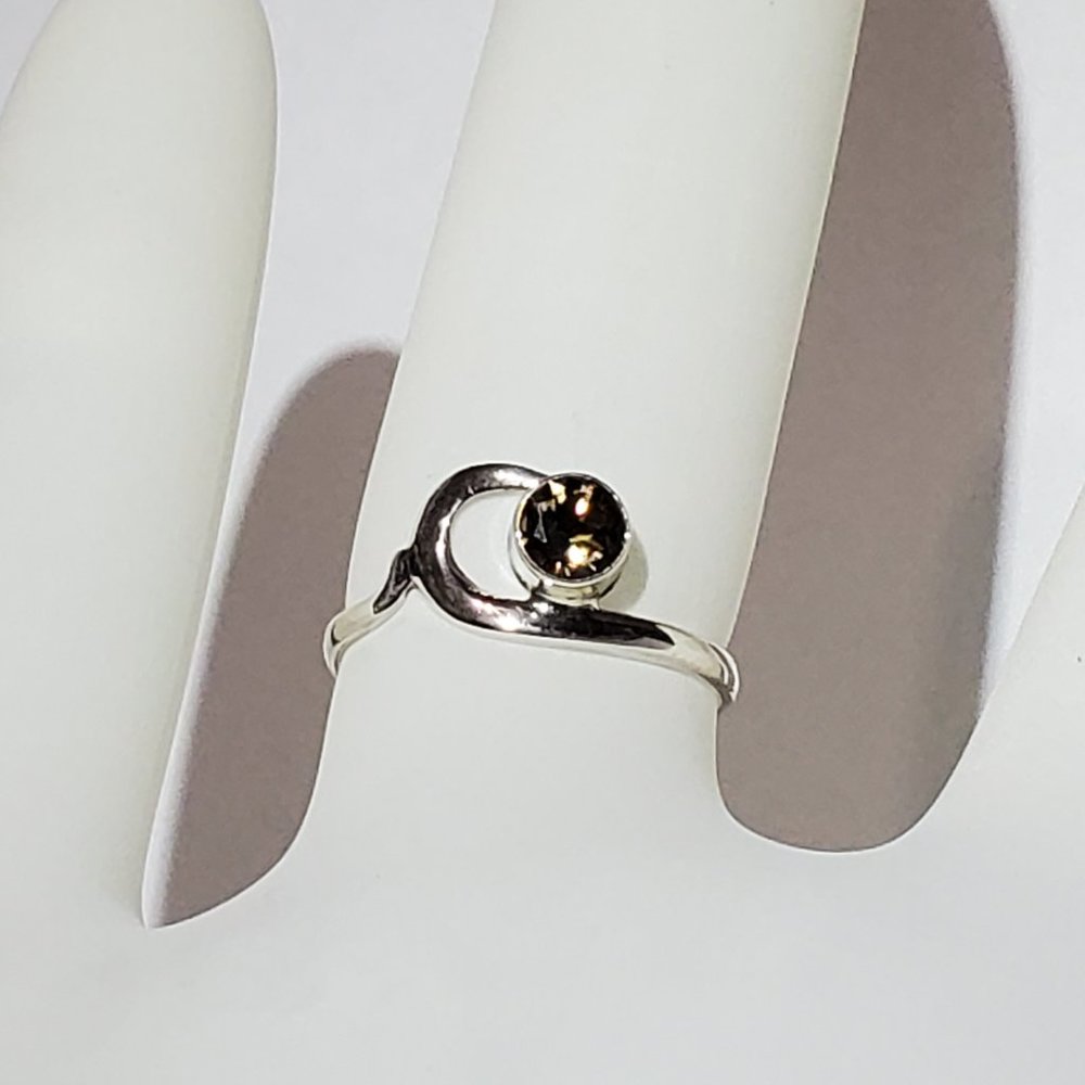 Beautiful Handmade Smokey Quartz 925 Sterling Silver Ring Size 8
